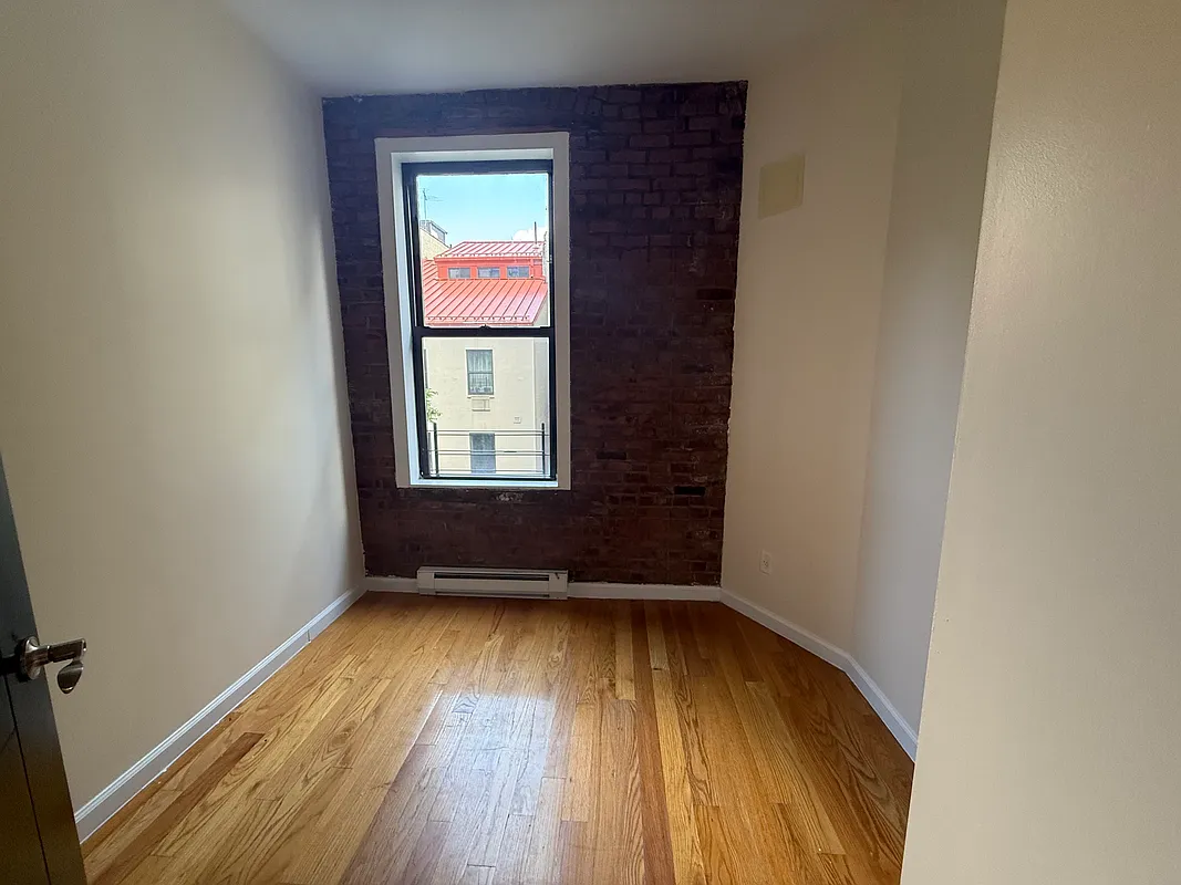 Unit No 4 - 309 West 111th Street